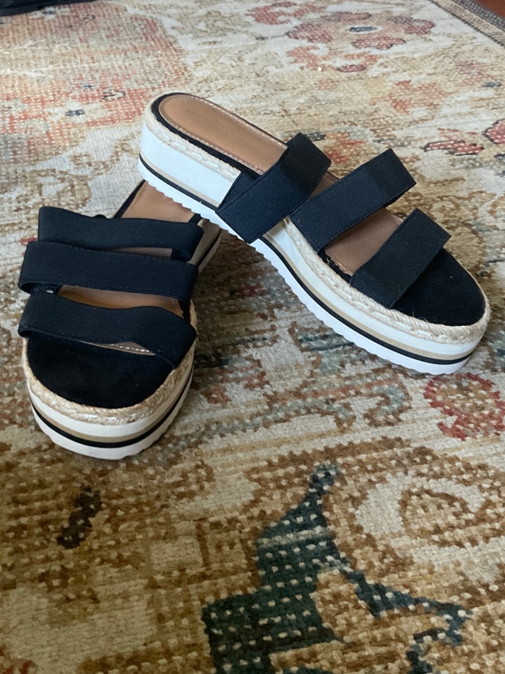 UNIVERSAL THREAD Florence sporty platform sandals 8